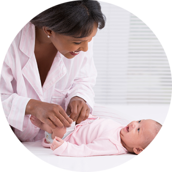 mom-changing-baby-3-circle mom-changing-baby-3-circle